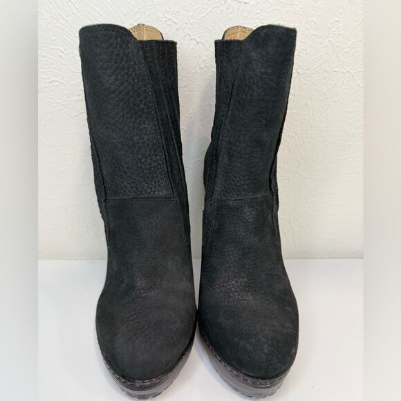 BCBGMAXAZRIA Virginia black suede high heel ankle boots, size 8 - Picture 2 of 8